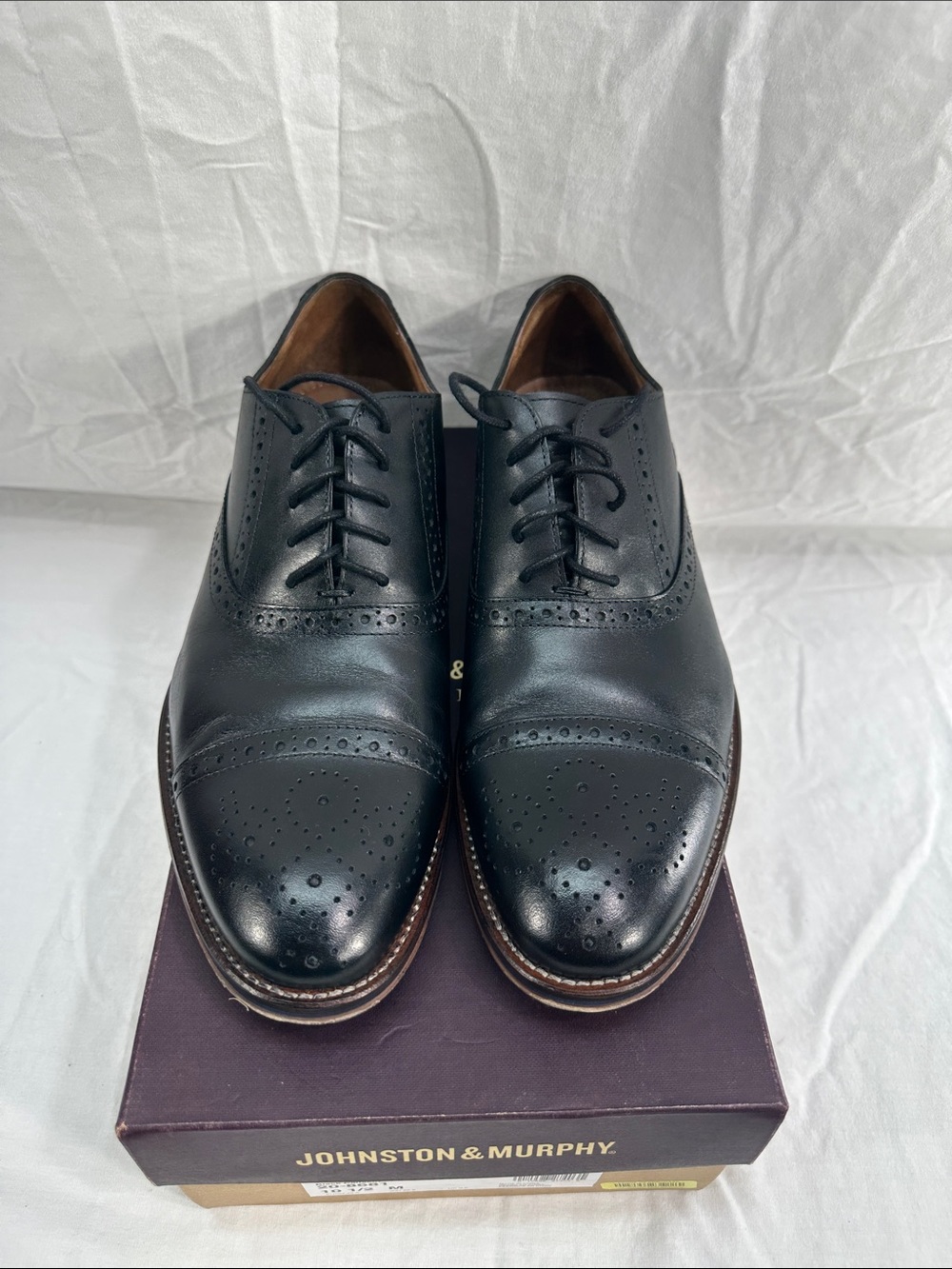Johnston & Murphy Conard Captoe Black Calfskin Leather 10.5M Men's Shoes